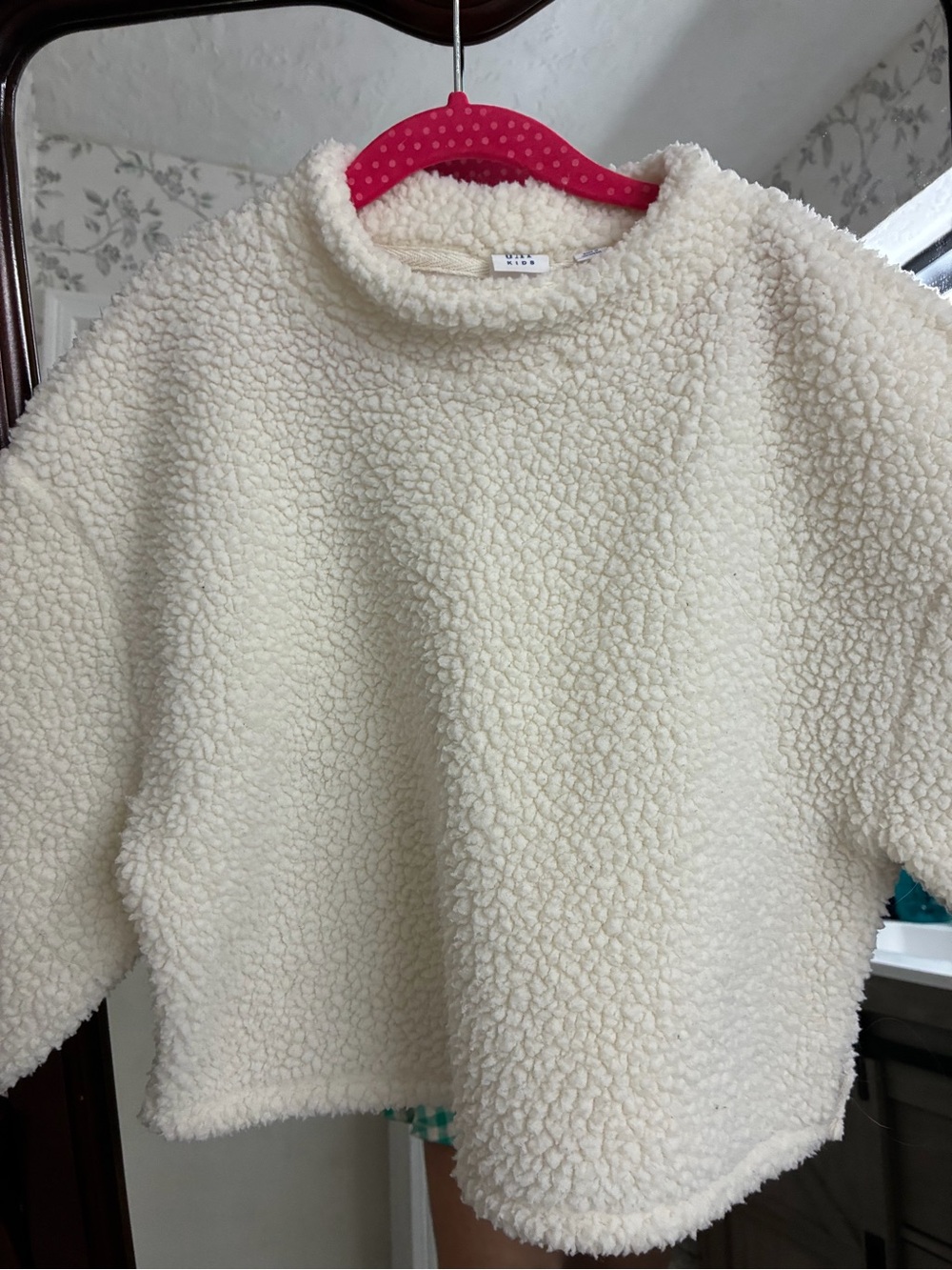 GAP Cream Sherpa Pullover Sweater